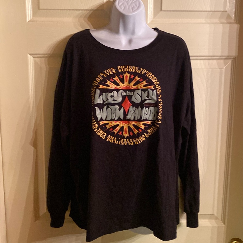 Women’s XXL BEATLES shirt